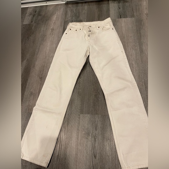 white levi’s - Picture 2 of 7